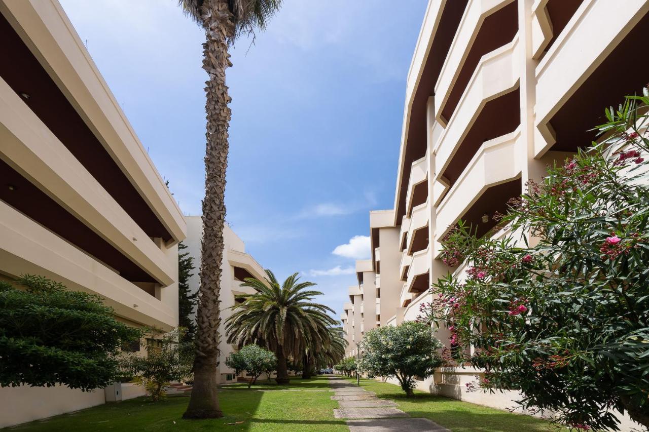 Beira Mar - Empreendimento Iberlagos By Lovelystay Kültér fotó